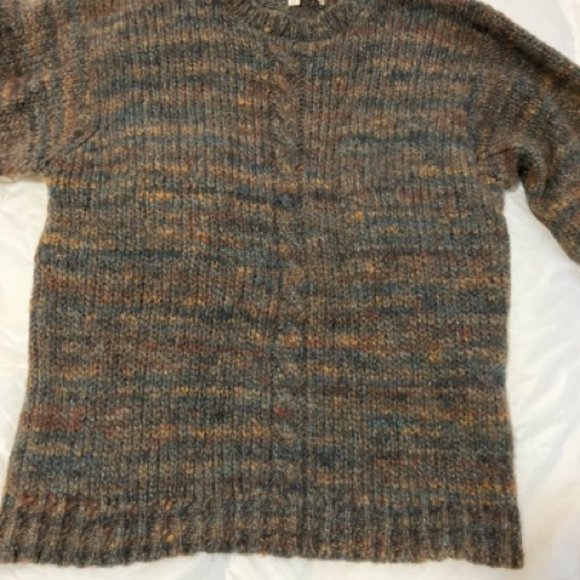 Perry Ellis Crew Neck Sweater - Picture 2 of 13